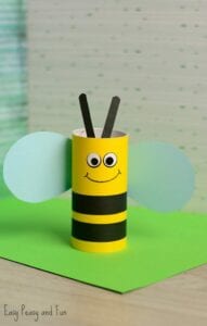 Animais com rolo de papel higiênico - abelha