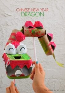 Coisas incríveis com rolo de papel higiênico - Dragão chinês