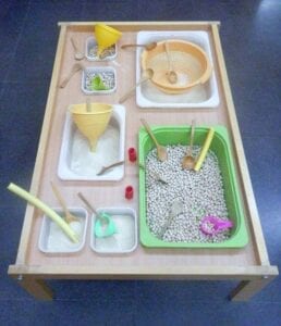 mesa de experimentacao montessori 07